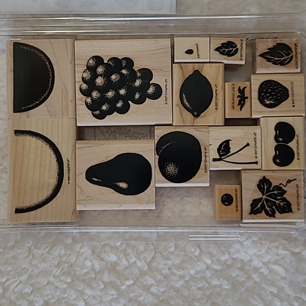 Stampin'Up! 1997 Definitely Decorative Fabulous Fruits Red Rubber Stamp Set Wood